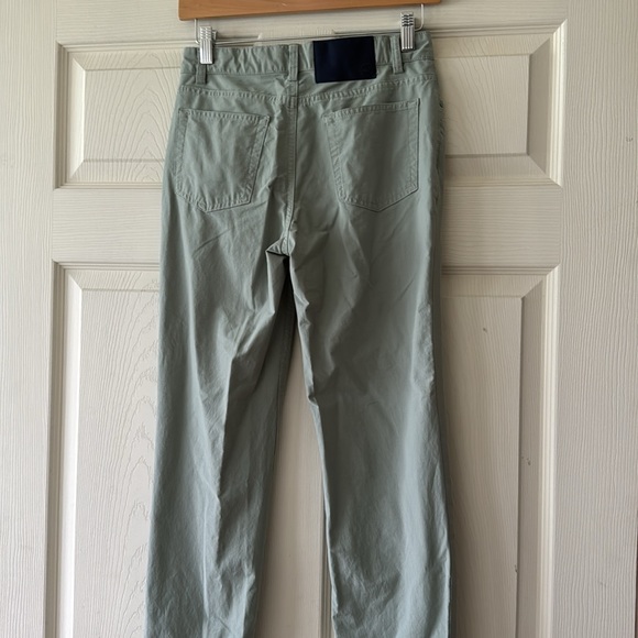 Boys on the go pants from Vineyard Vines - Picture 2 of 3